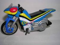0454 - BANDAI  petit modele ( kamen rider )