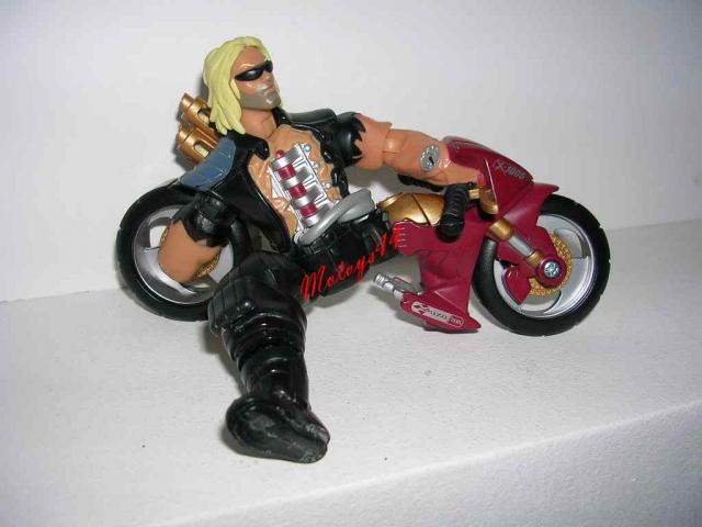 1043 -  HASBRO  