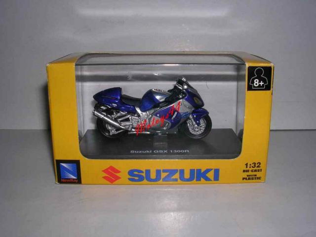 8840 - NEW-RAY - SUZUKI GSX 1300 R